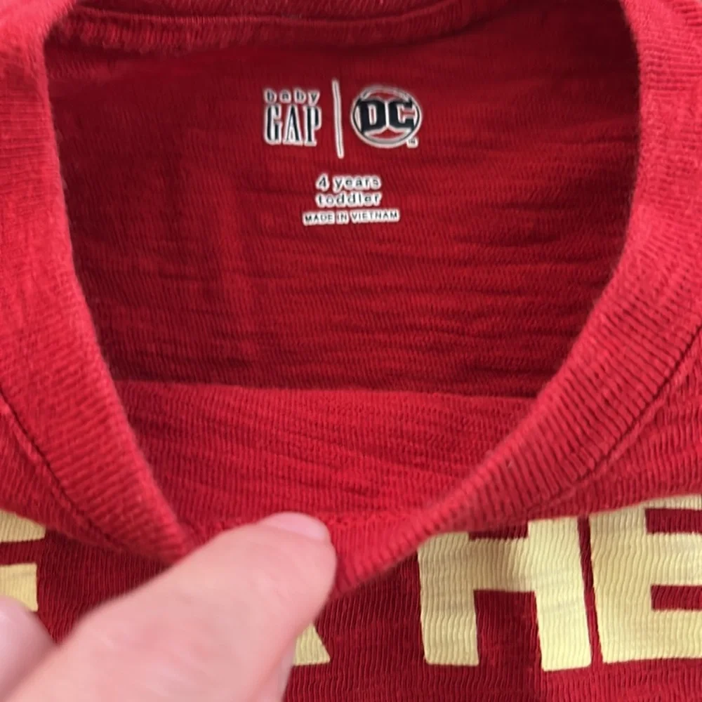 GAP DC Toddler Boy longsleeve Shirt Superman Super Hero Size 4